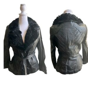 Suburban Heritage VTG 70's Black Leather Jacket Real Fur Collar Chevron Detail